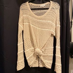 Knit long sleeve sweater